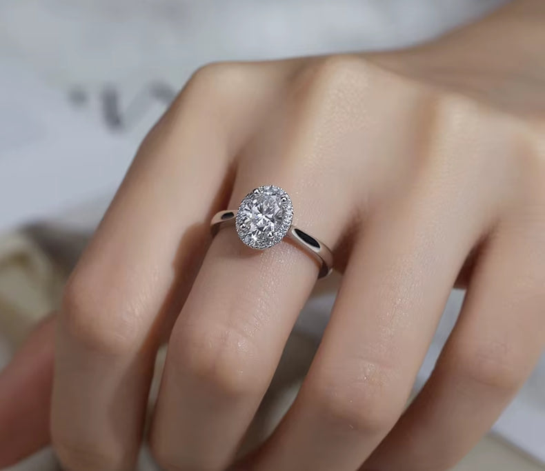 Classic Oval Halo Engagement Ring (1 CT)