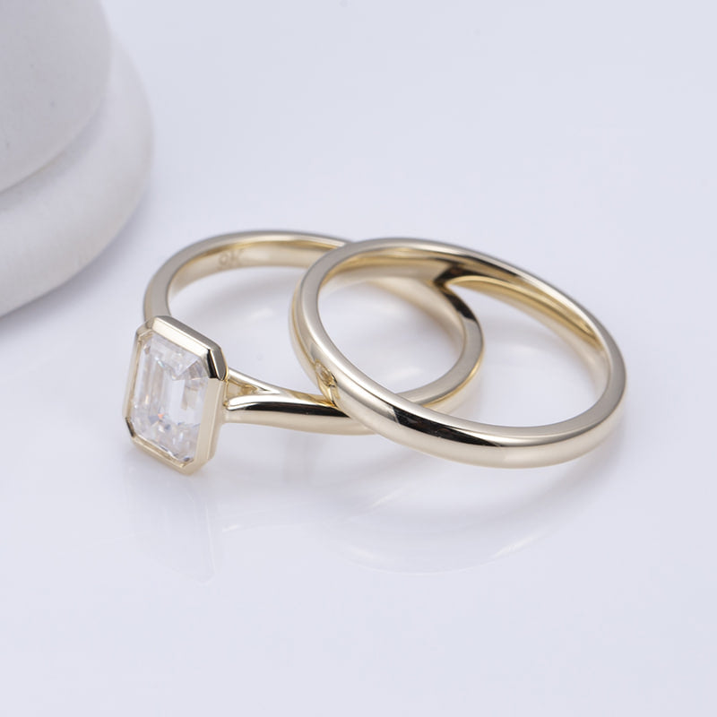 Emerald Solitaire & Plain Band Bridal Set (1 CT)