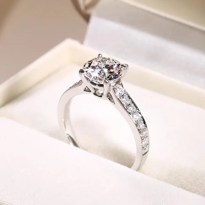 Solitaire Engagement Ring with a Pavé Diamond Band (1 CT)