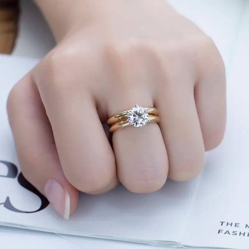 Classic Round Solitaire Bridal Set in Yellow Gold on hand | Brilliana