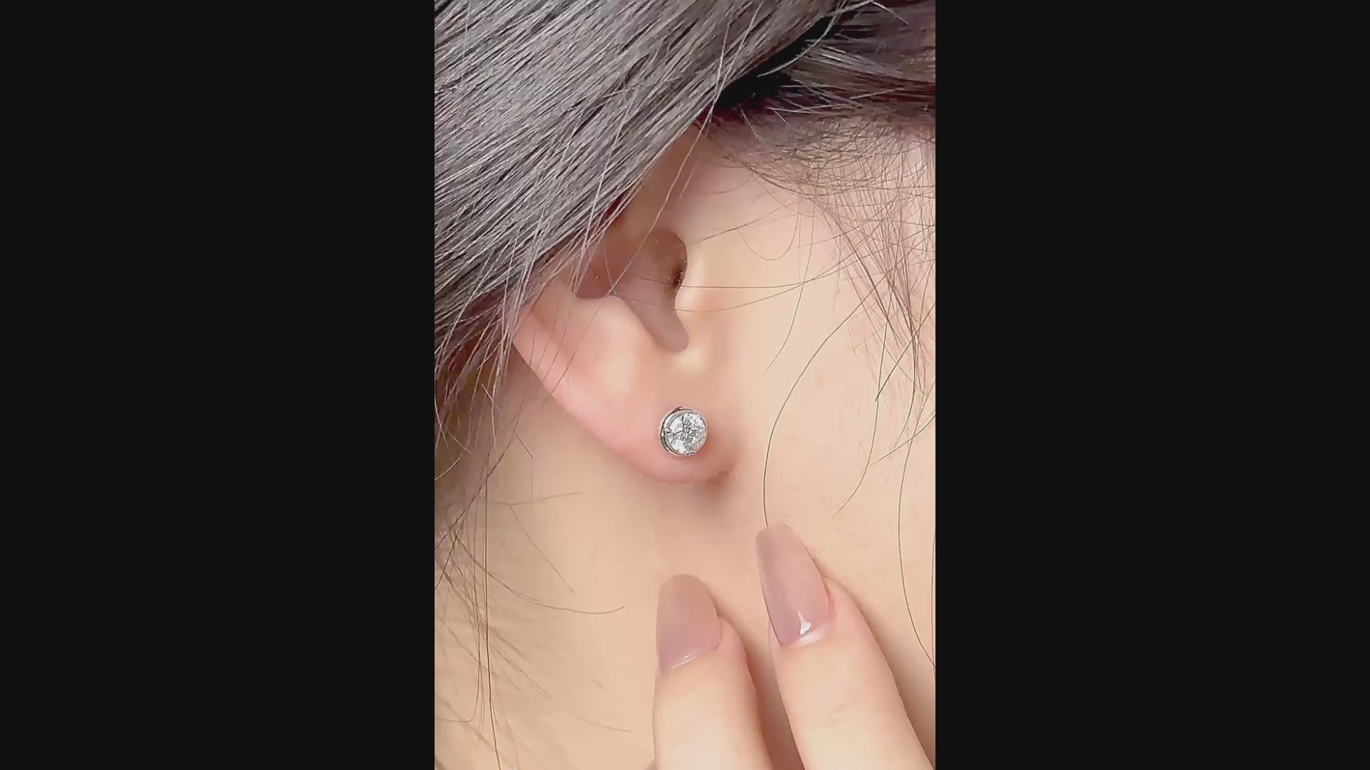 Classic Bezel Studs (1 ct tw)